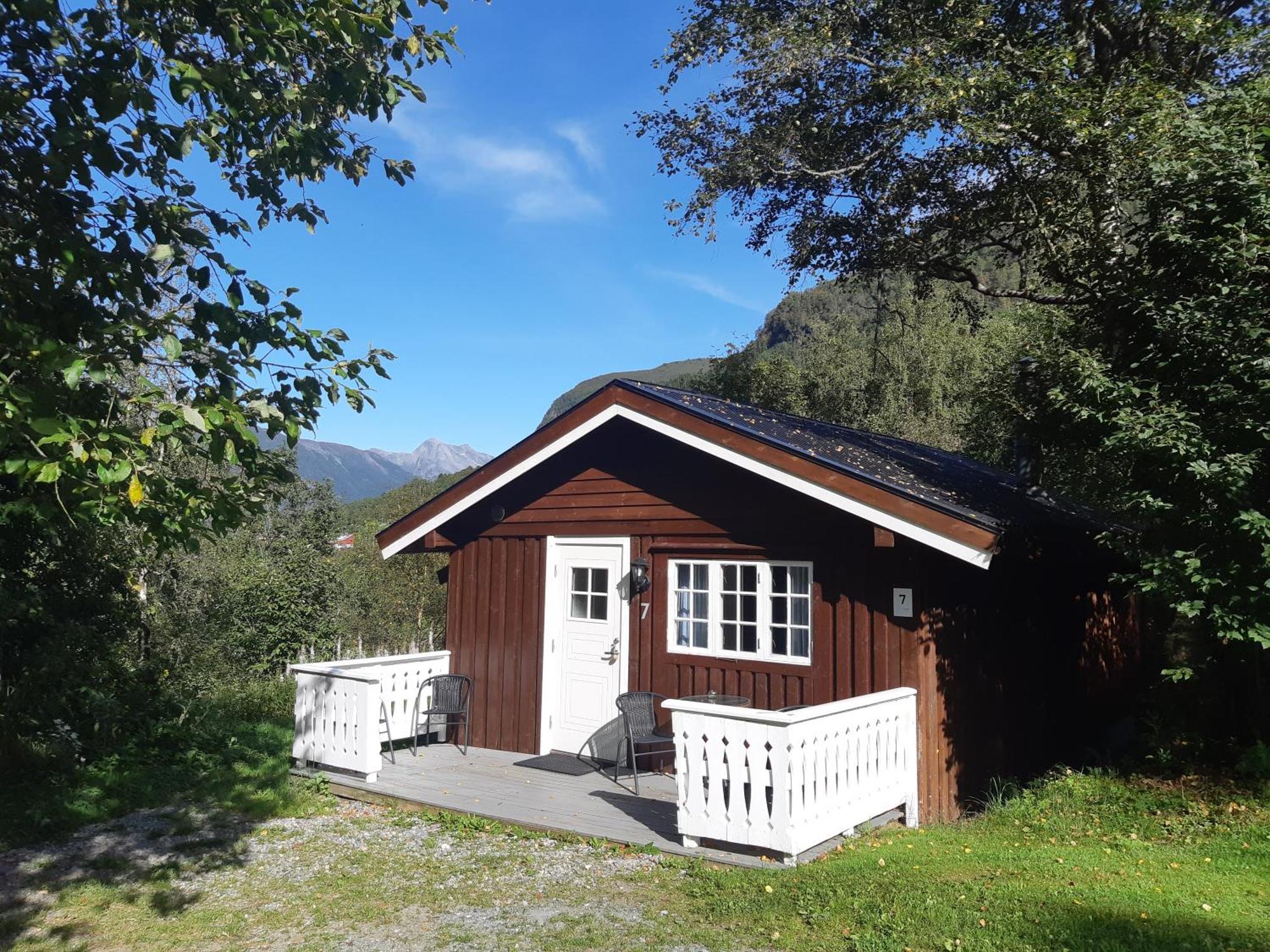 Eidsdal Camping og Feriehus Exterior foto